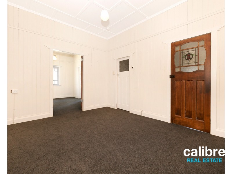 8 Rialto Street, Coorparoo QLD 4151