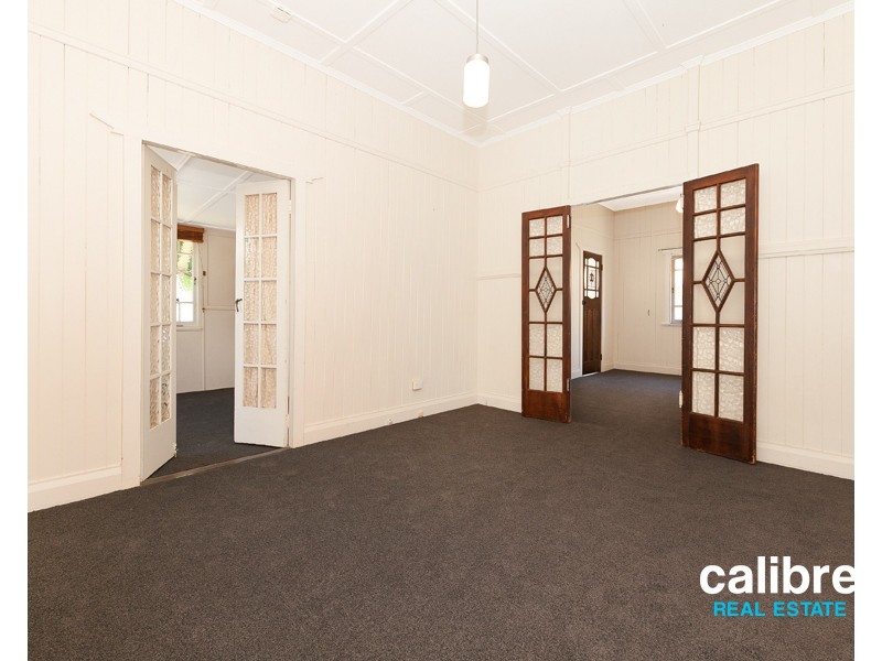 8 Rialto Street, Coorparoo QLD 4151