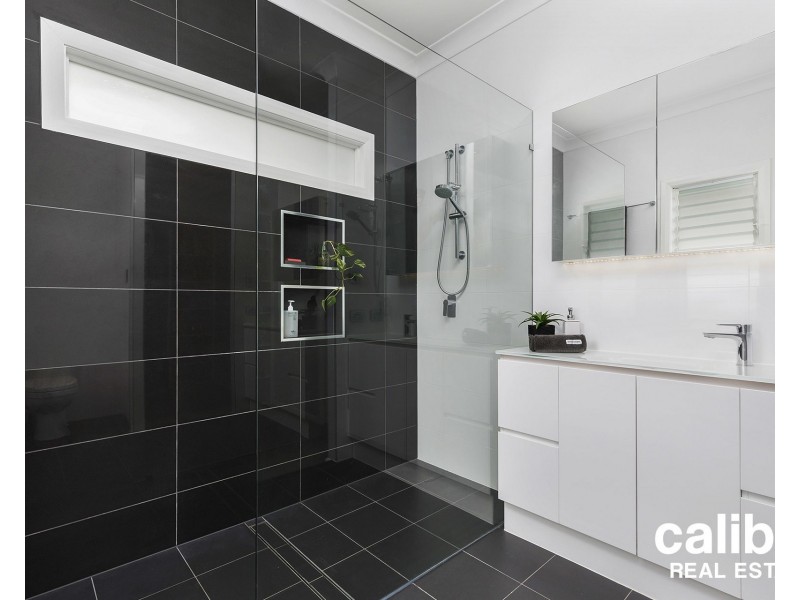 116 Scott Street, Stafford Heights QLD 4053