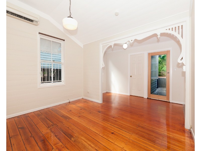 39 Barwood Street, Newmarket QLD 4051