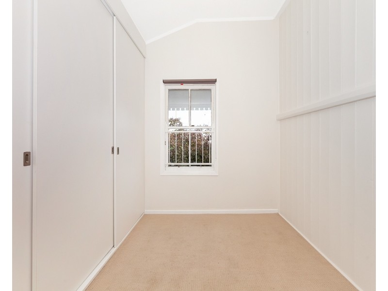 39 Barwood Street, Newmarket QLD 4051