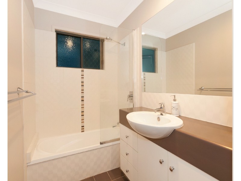 2/22 Gordon Parade, Everton Park QLD 4053