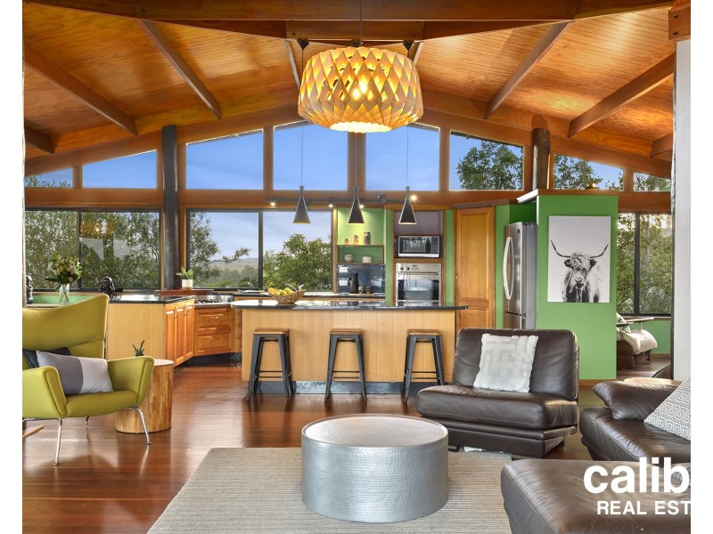 6 Atoll Crescent, Eatons Hill QLD 4037