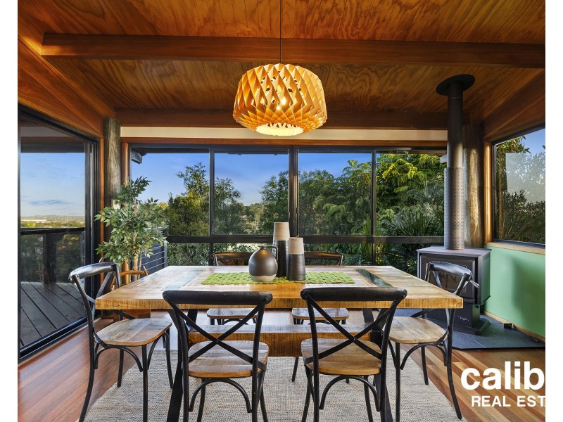 6 Atoll Crescent, Eatons Hill QLD 4037