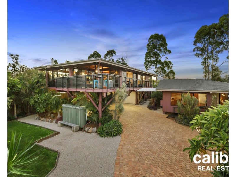 6 Atoll Crescent, Eatons Hill QLD 4037