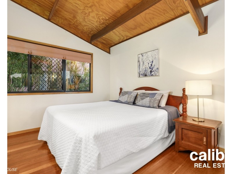 6 Atoll Crescent, Eatons Hill QLD 4037