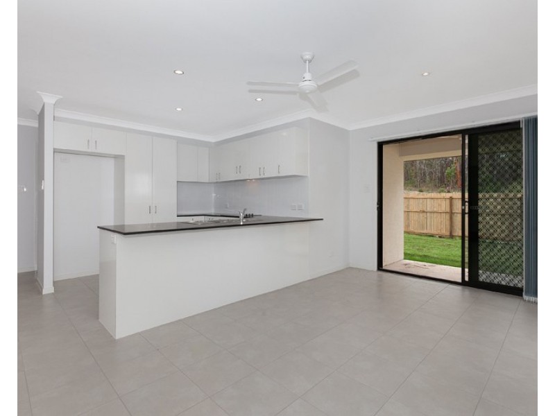 71 Columbia Drive, Bellbird Park QLD 4300