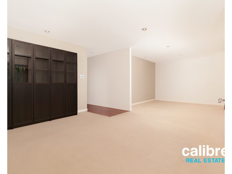 23 Wienholt Street, Auchenflower QLD 4066