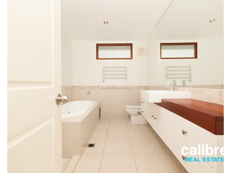 23 Wienholt Street, Auchenflower QLD 4066