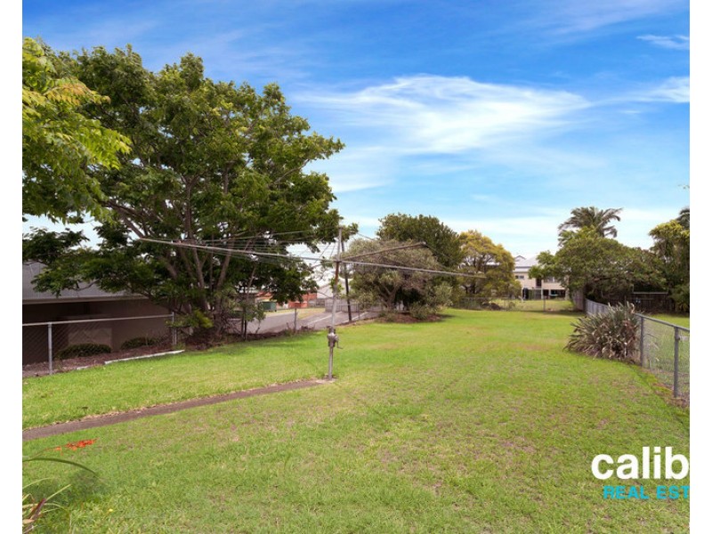 12 Chatsworth Road, Greenslopes QLD 4120