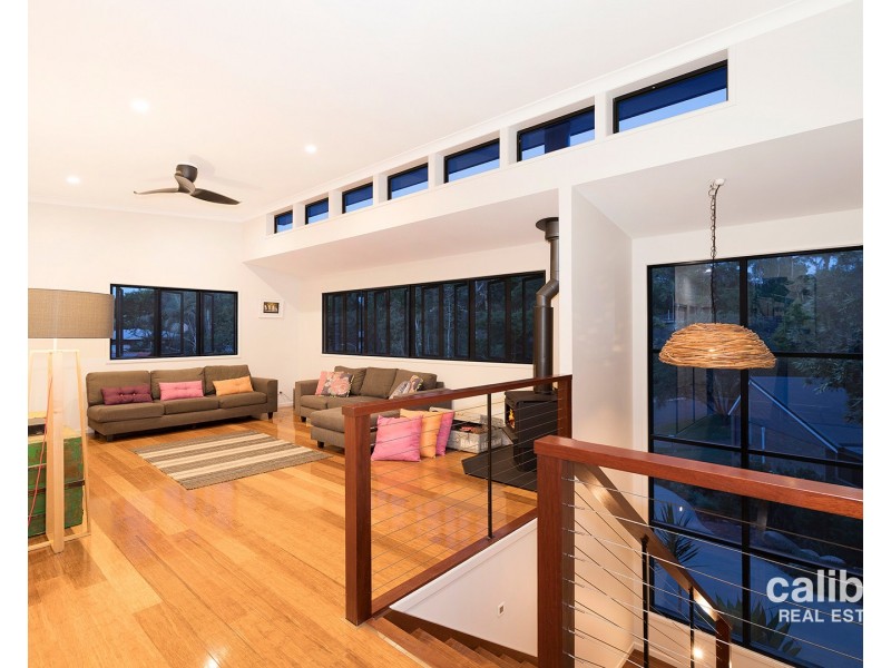 1 Nambruk Street, The Gap QLD 4061