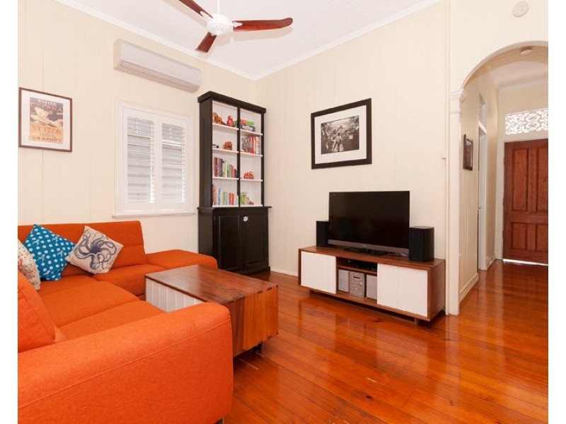 6 Ella Street, Red Hill QLD 4059