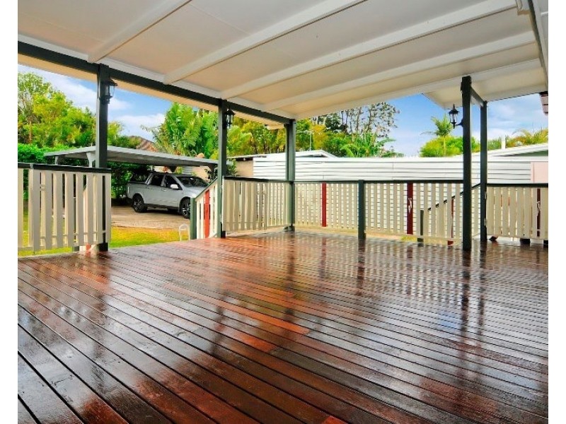 10 Calston Street, Oxley QLD 4075