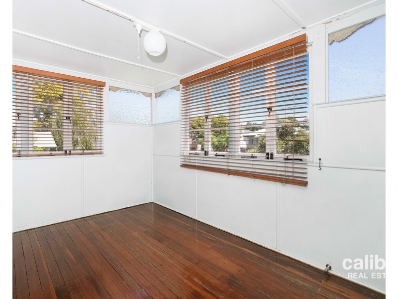 26 Howard Street, Grange QLD 4051