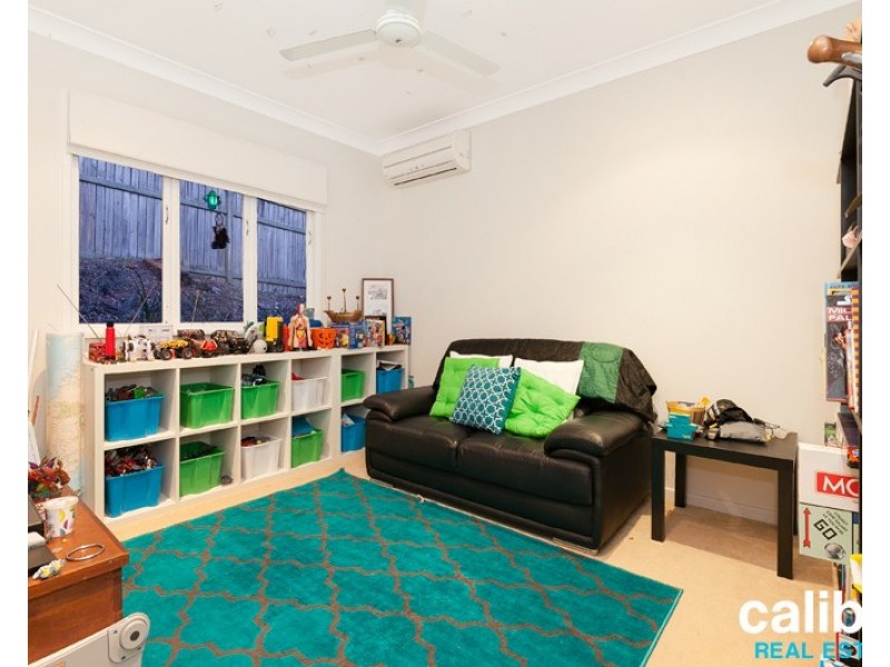 27 Bathurst Street, Red Hill QLD 4059