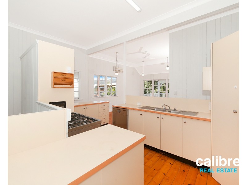 5 The Crescent, Ashgrove QLD 4060