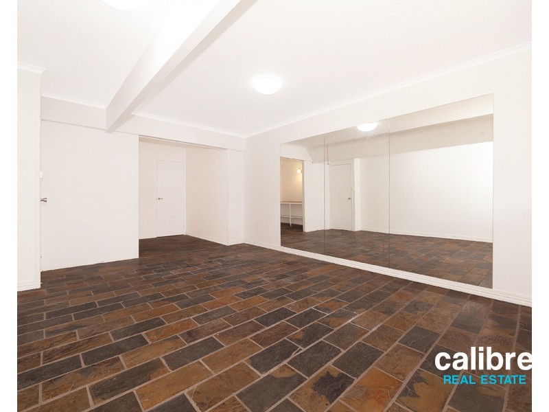 5 The Crescent, Ashgrove QLD 4060