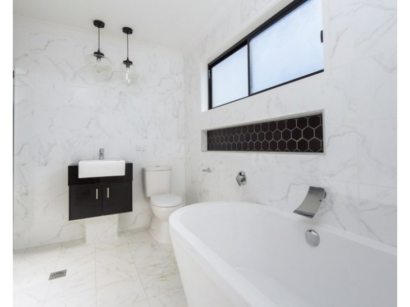 65A Cedar Street, Greenslopes QLD 4120