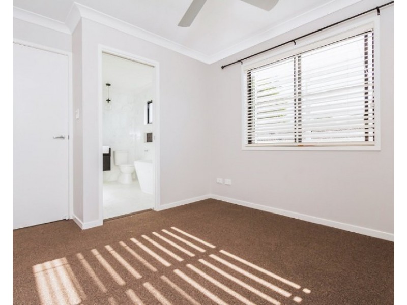 65A Cedar Street, Greenslopes QLD 4120