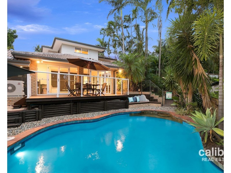 89 Carinya Street, Indooroopilly QLD 4068