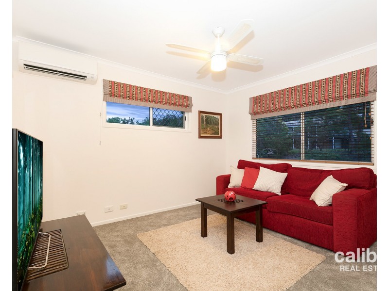 89 Carinya Street, Indooroopilly QLD 4068