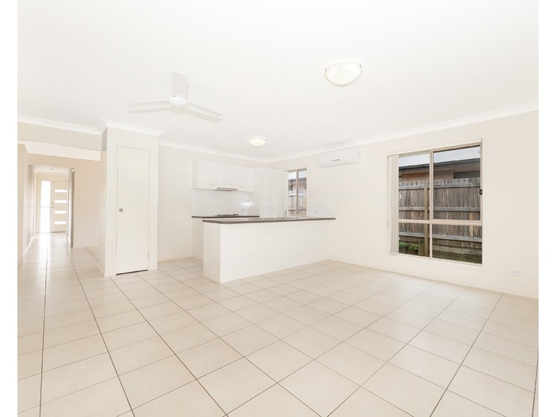 34 Sunningdale Street, Oxley QLD 4075