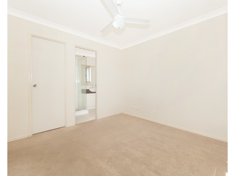 34 Sunningdale Street, Oxley QLD 4075