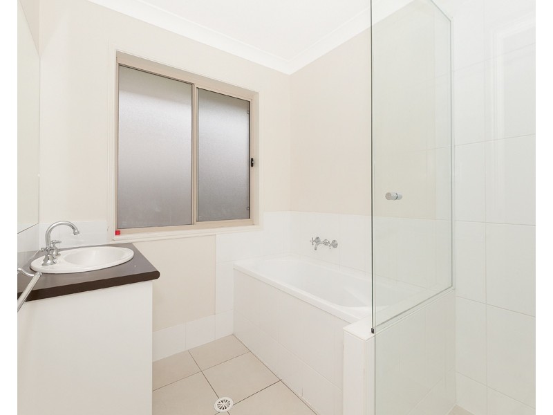 34 Sunningdale Street, Oxley QLD 4075