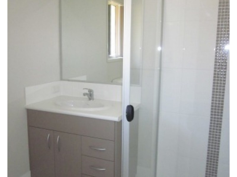 37 Conway Street, Riverview QLD 4303