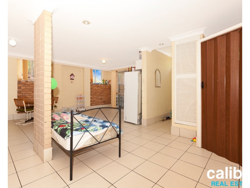 2/25 Garden Street, Greenslopes QLD 4120