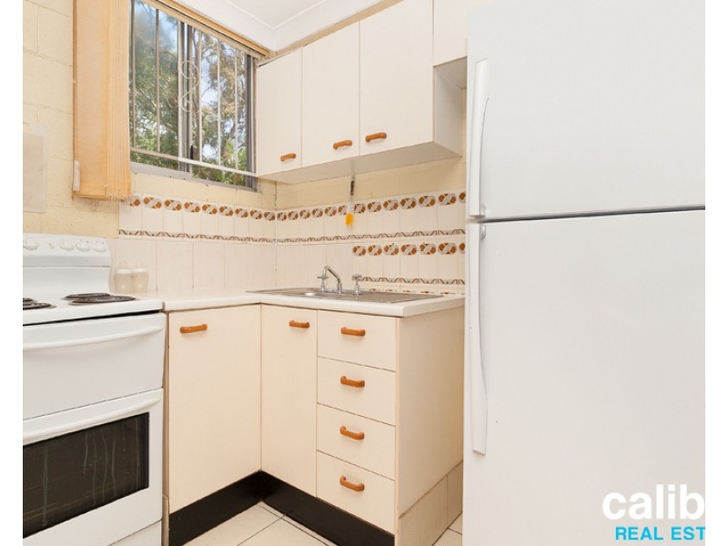 2/25 Garden Street, Greenslopes QLD 4120