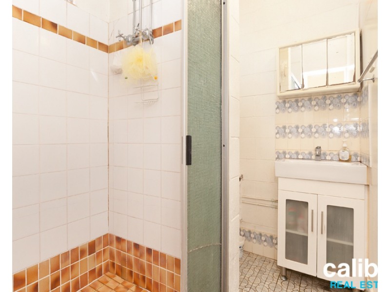 2/25 Garden Street, Greenslopes QLD 4120