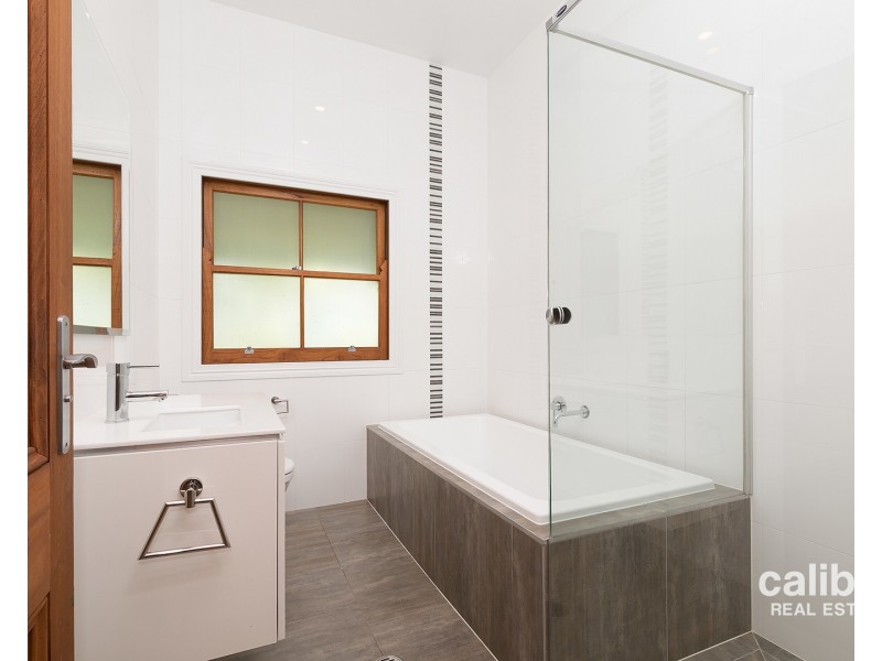 25 Colston Road, Grange QLD 4051