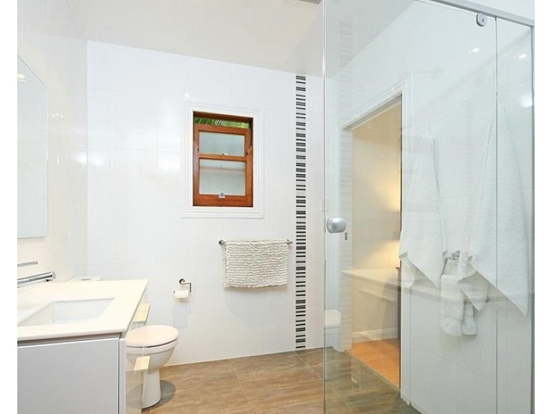 25 Colston Road, Grange QLD 4051