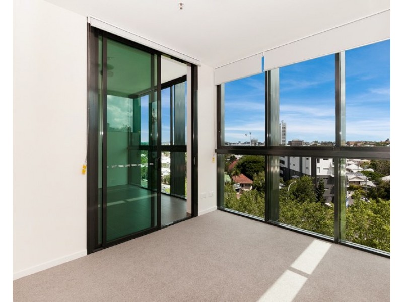 404/18 Thorn Street, Kangaroo Point QLD 4169