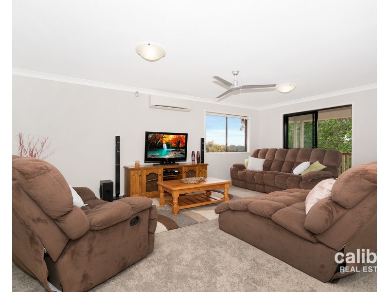 40 Grange Place, Moggill QLD 4070