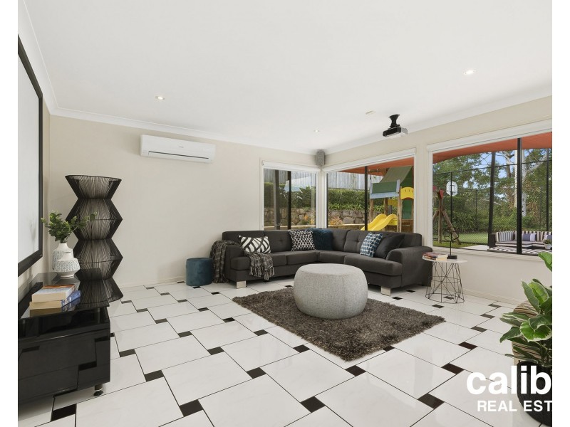 36 Riversleigh Crescent, Eatons Hill QLD 4037