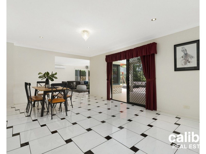 36 Riversleigh Crescent, Eatons Hill QLD 4037