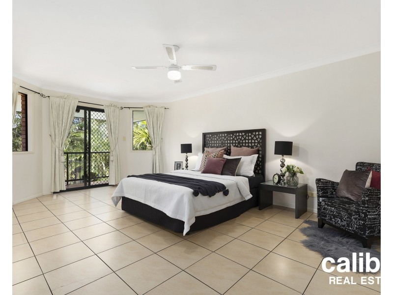 36 Riversleigh Crescent, Eatons Hill QLD 4037