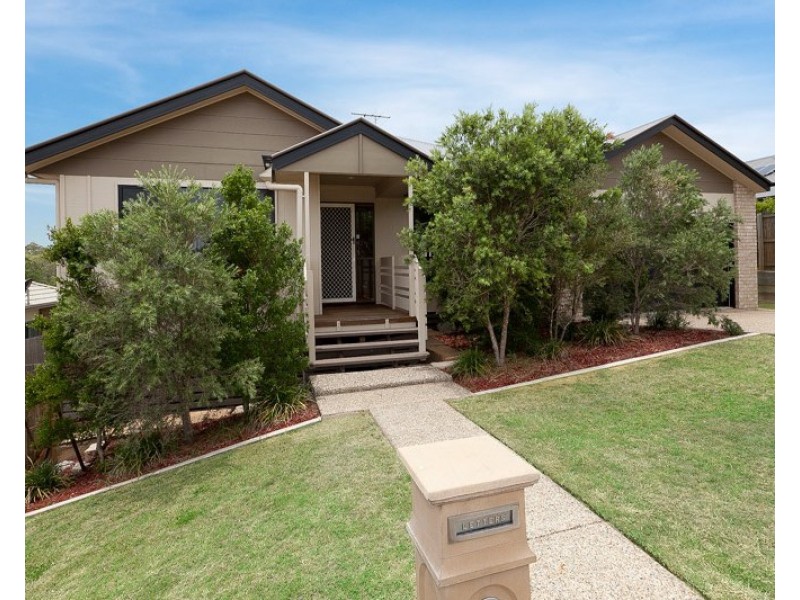26 Carnarvon Avenue, Springfield Lakes QLD 4300