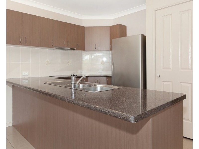 26 Carnarvon Avenue, Springfield Lakes QLD 4300