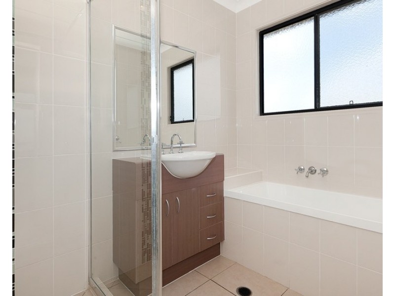 26 Carnarvon Avenue, Springfield Lakes QLD 4300