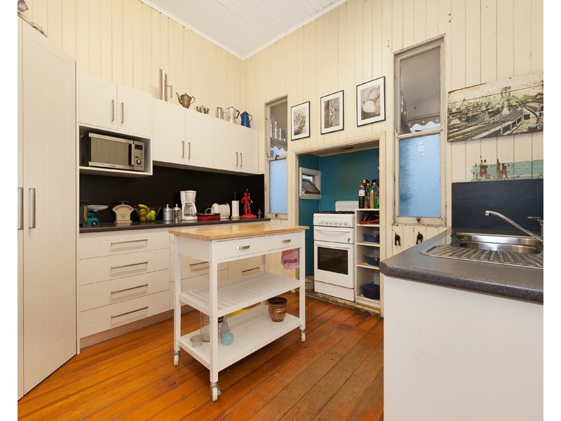 1 Reis Street, Woolloongabba QLD 4102