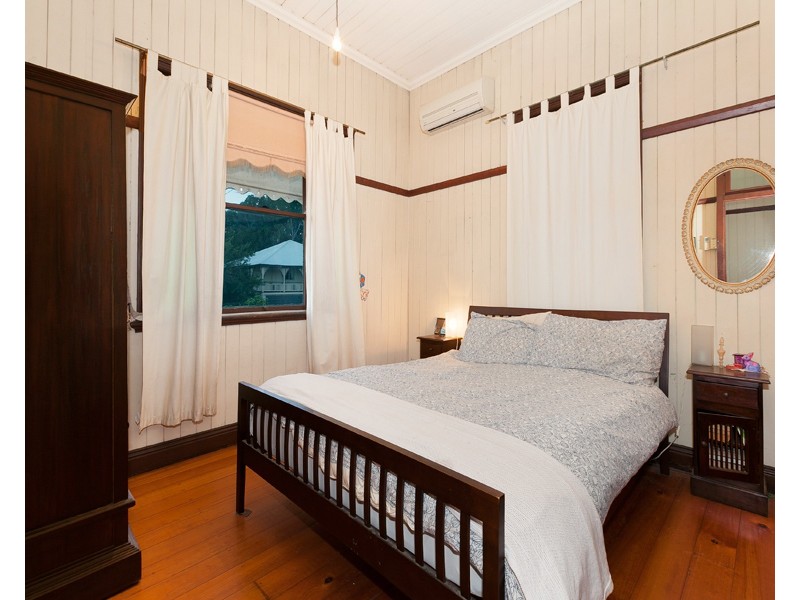 1 Reis Street, Woolloongabba QLD 4102