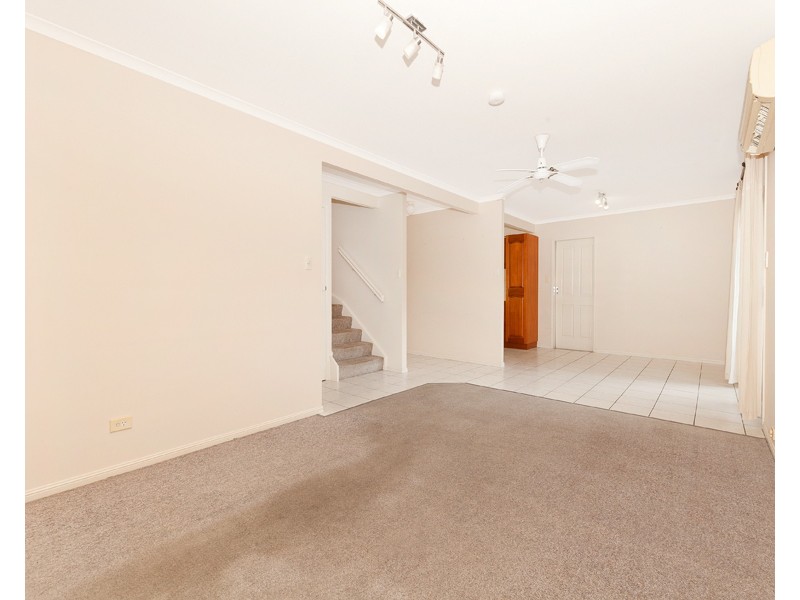 2/24 Cambridge Street, Carina Heights QLD 4152