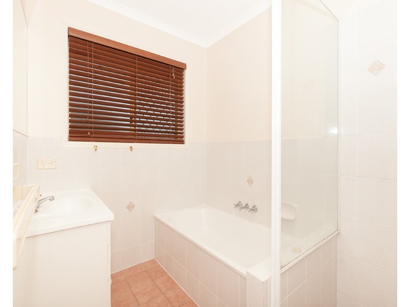 2/24 Cambridge Street, Carina Heights QLD 4152