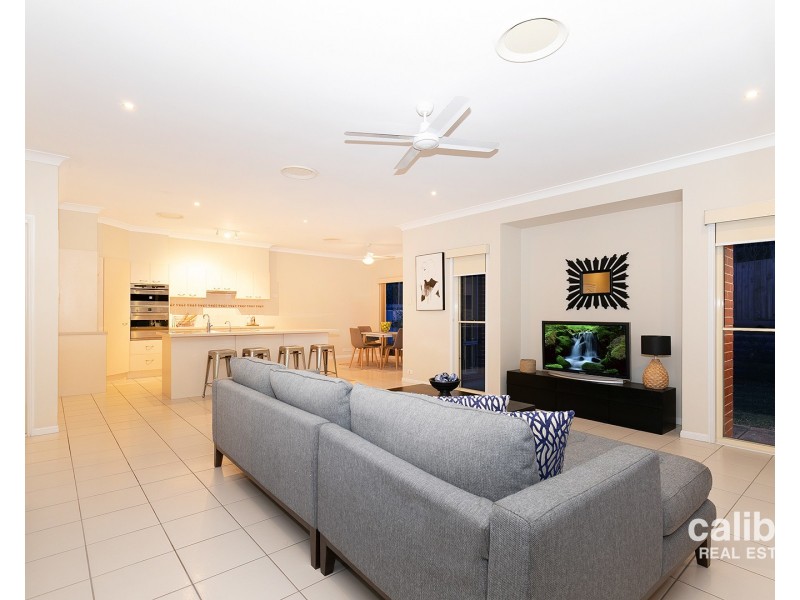 11 Greygum Place, Anstead QLD 4070