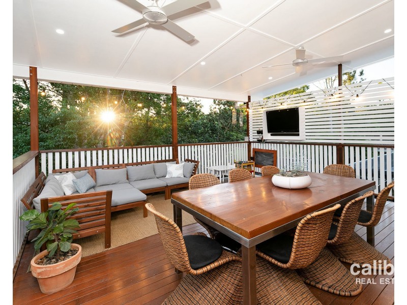 11 Nyora Street, Everton Hills QLD 4053