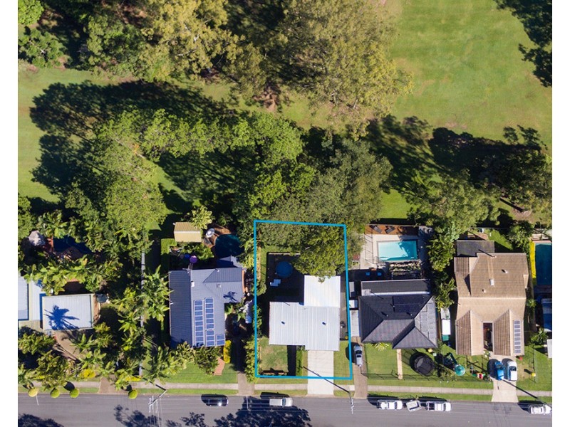 11 Nyora Street, Everton Hills QLD 4053