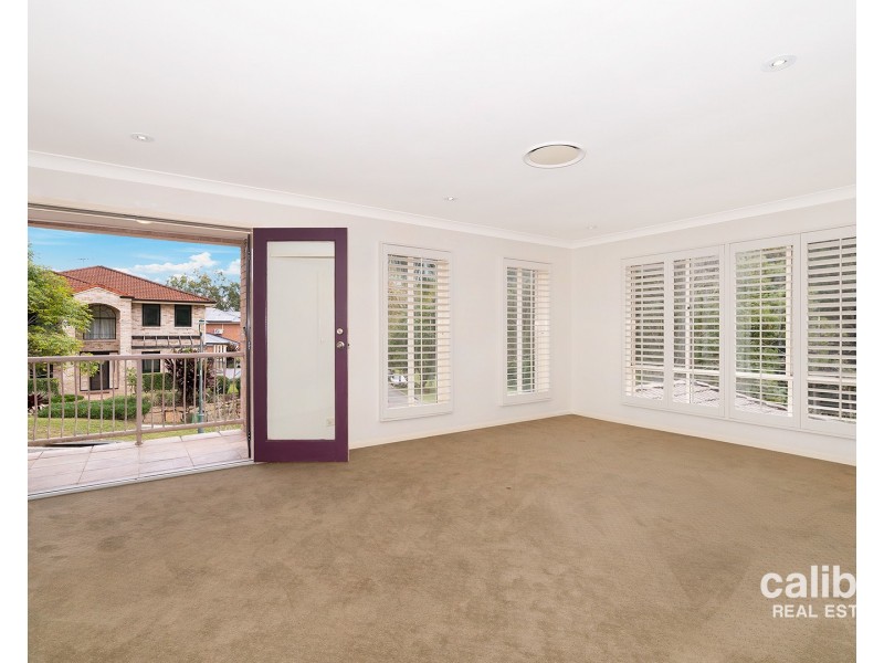 19 Pender Street, The Gap QLD 4061